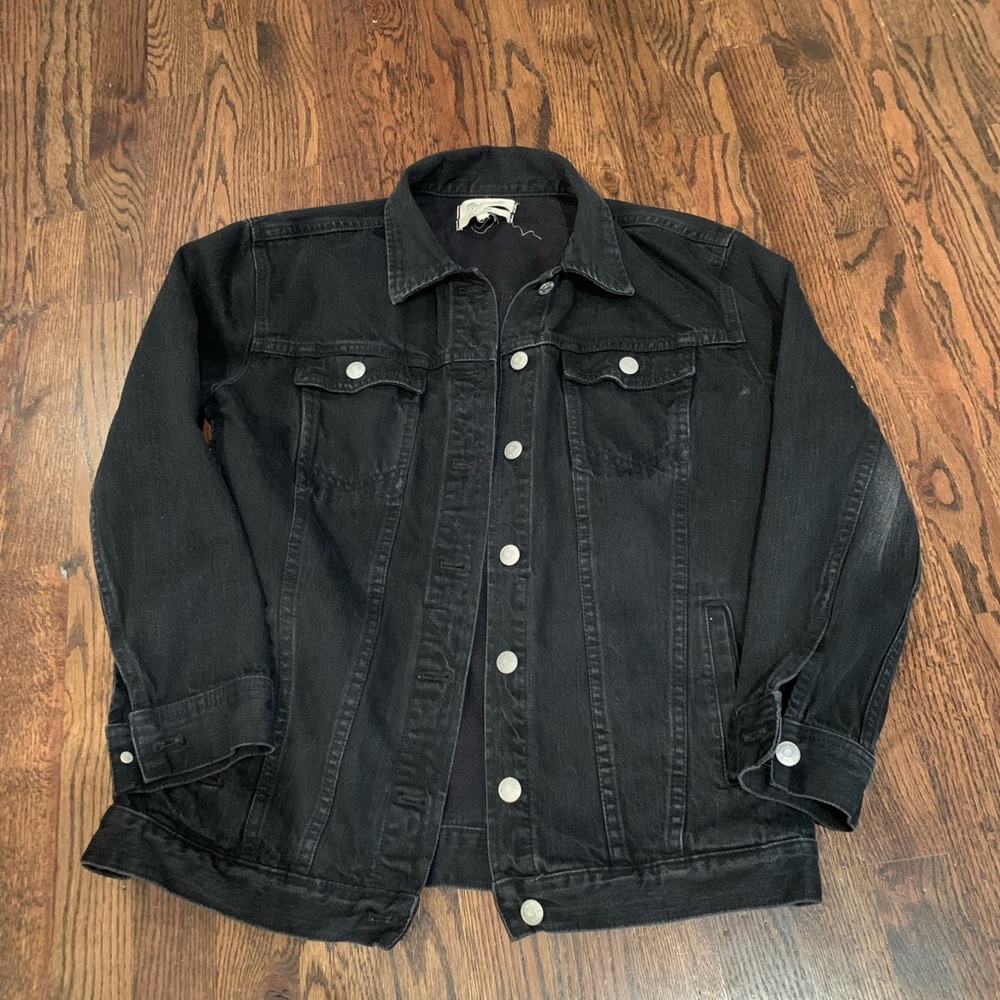 Madewell oversized trucker black jean jacket